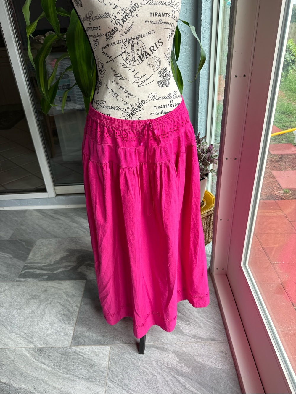 Free People Gesibelle Skirt only in Berry color